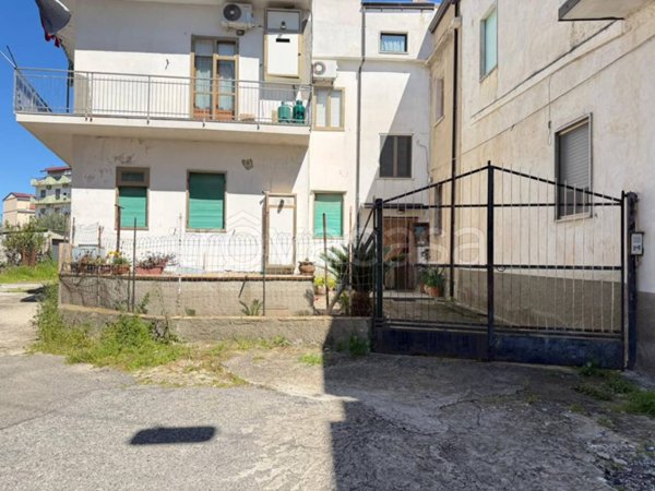 appartamento in vendita a Crotone in zona Centro Città