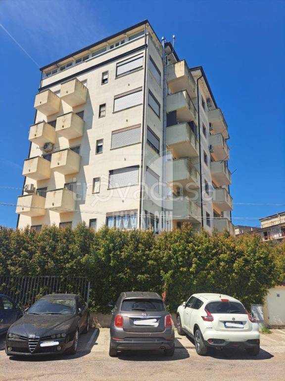 appartamento in vendita a Crotone in zona Centro Città