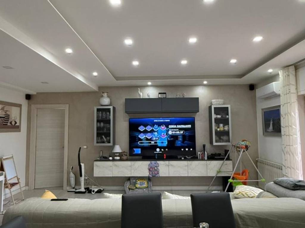 appartamento in vendita a Crotone in zona Farina