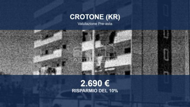 locale commerciale in vendita a Crotone in zona Farina