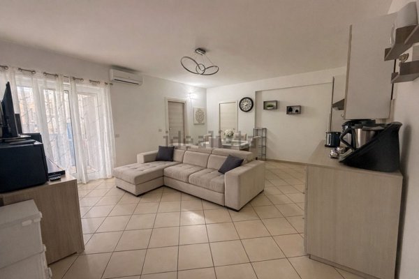 appartamento in vendita a Crotone in zona Centro Città