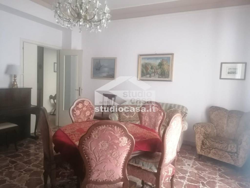 appartamento in vendita a Crotone in zona Centro Città