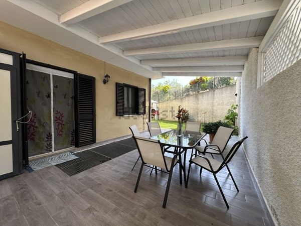 casa indipendente in vendita a Crotone