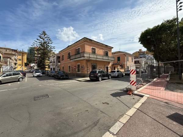 appartamento in vendita a Crotone in zona Centro Città