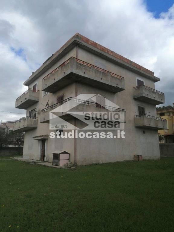 casa indipendente in vendita a Crotone