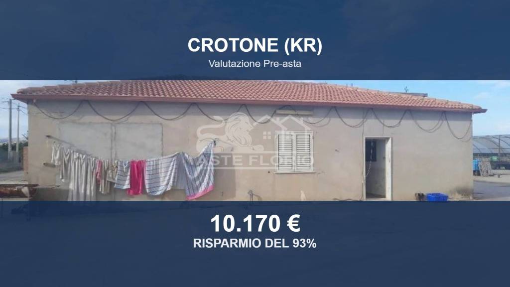 casa indipendente in vendita a Crotone in zona Centro Città