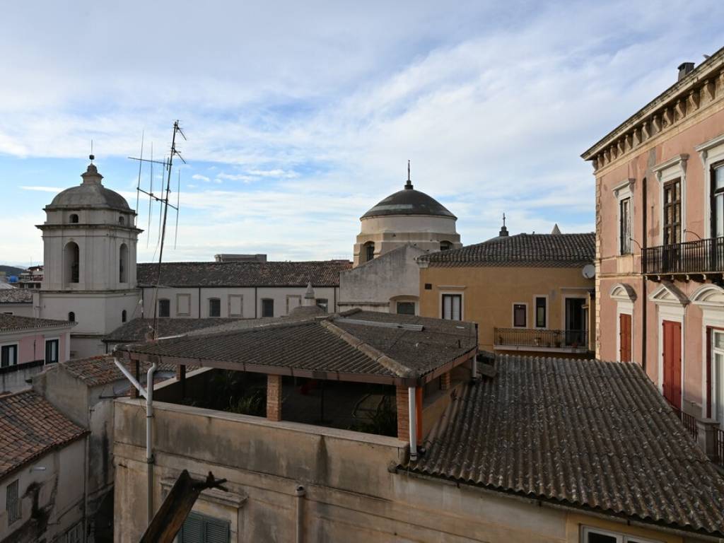 appartamento in vendita a Crotone in zona Città Vecchia