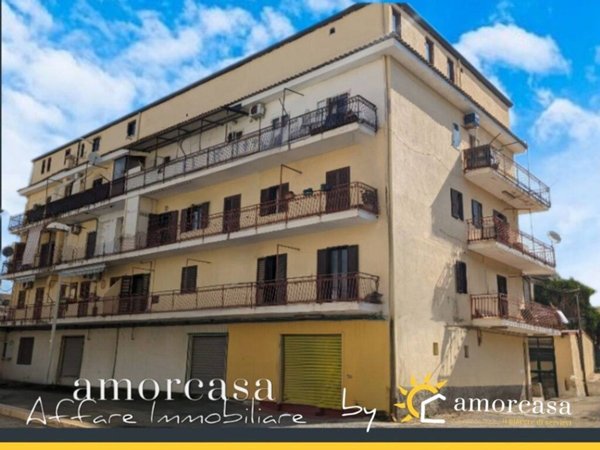 appartamento in vendita a Crotone in zona Centro Città