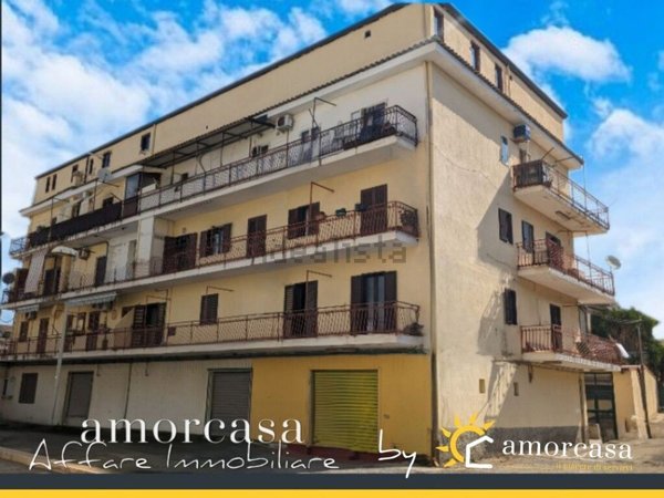 appartamento in vendita a Crotone in zona Centro Città