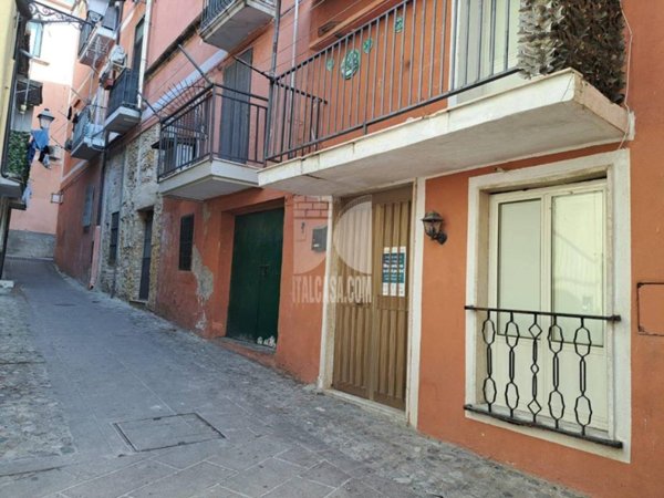 appartamento in vendita a Crotone in zona Città Vecchia