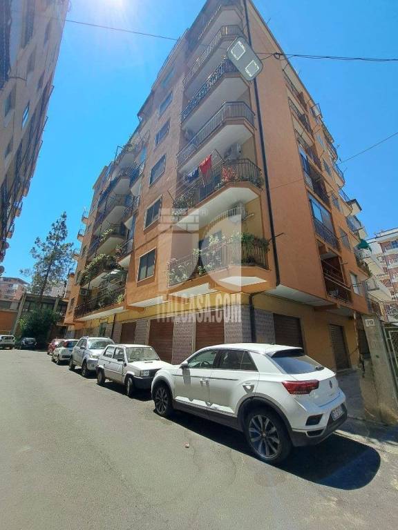 appartamento in vendita a Crotone in zona Centro Città