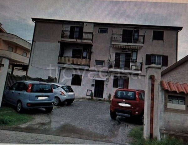 appartamento in vendita a Crotone in zona Farina
