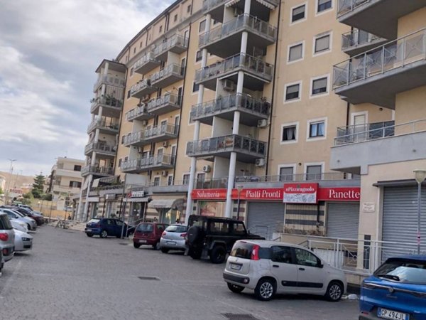 appartamento in vendita a Crotone in zona Farina