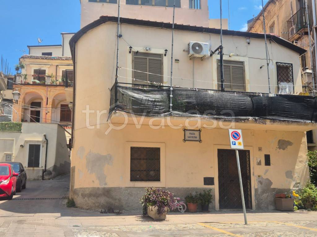 appartamento in vendita a Crotone in zona Città Vecchia