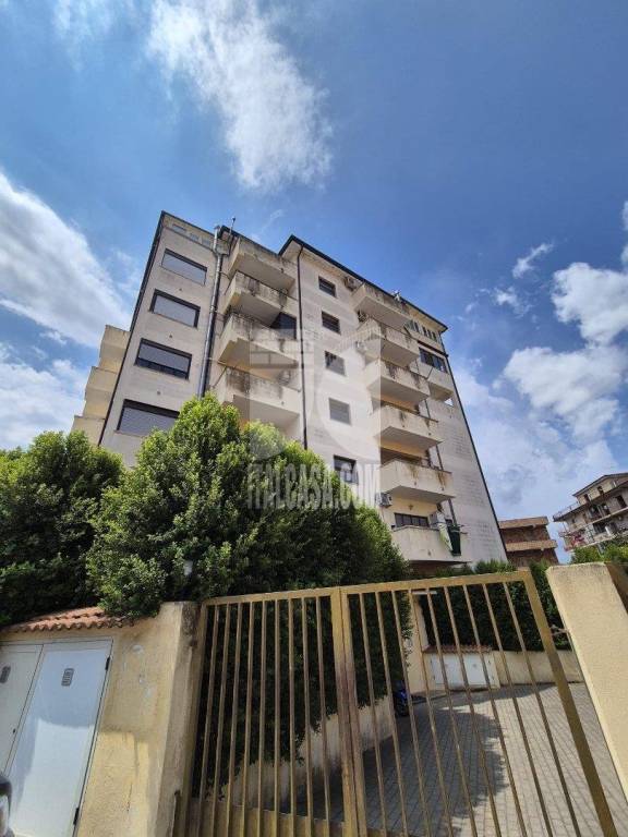 appartamento in vendita a Crotone in zona Farina