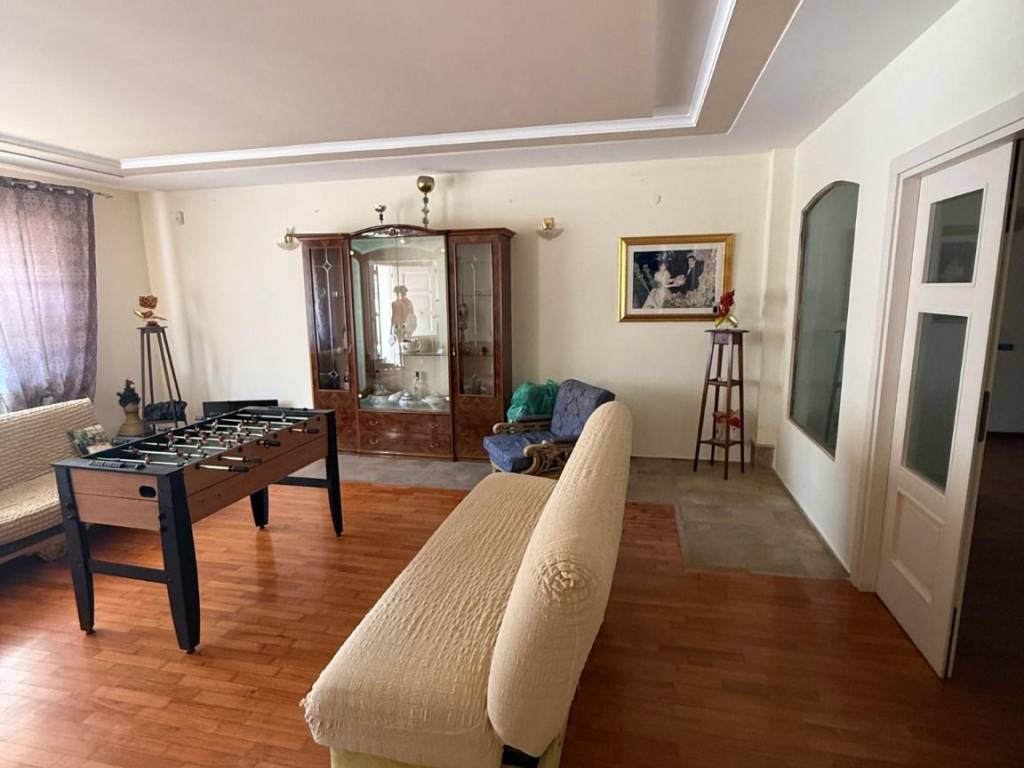 casa indipendente in vendita a Crotone in zona Farina