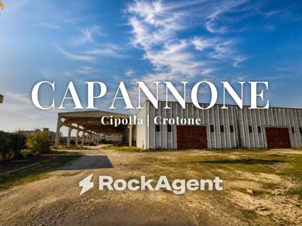 locale commerciale in vendita a Crotone