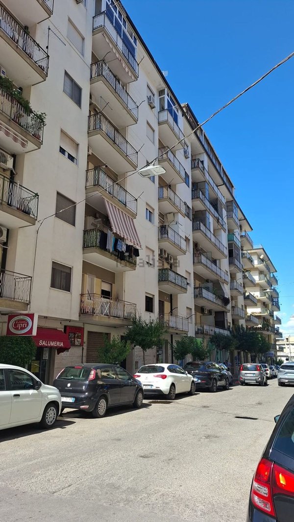 appartamento in vendita a Crotone in zona Centro Città