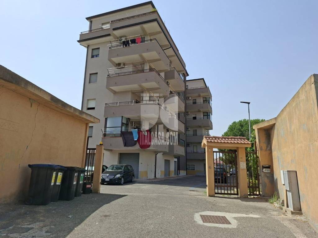 appartamento in vendita a Crotone in zona Farina