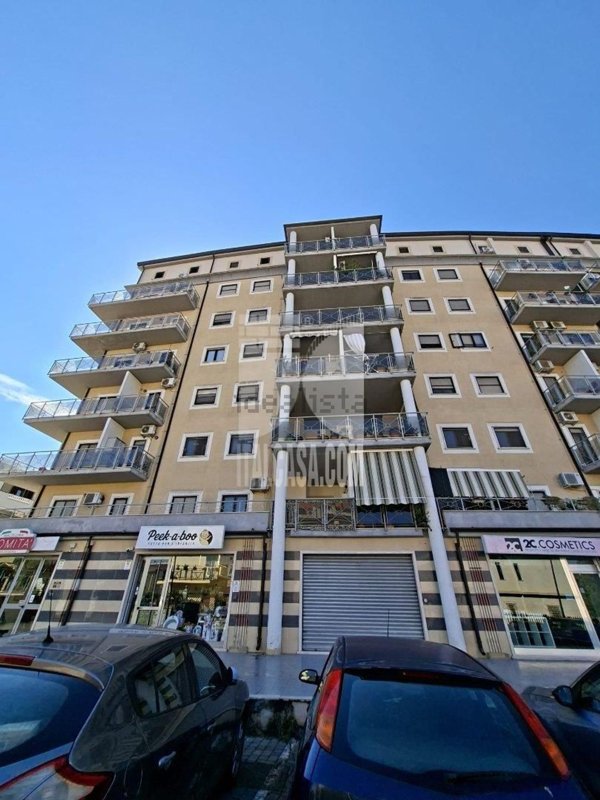 appartamento in vendita a Crotone in zona Tufolo