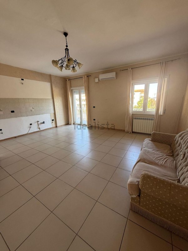 appartamento in vendita a Crotone in zona Farina