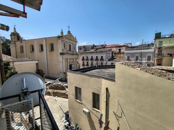 appartamento in vendita a Crotone in zona Città Vecchia