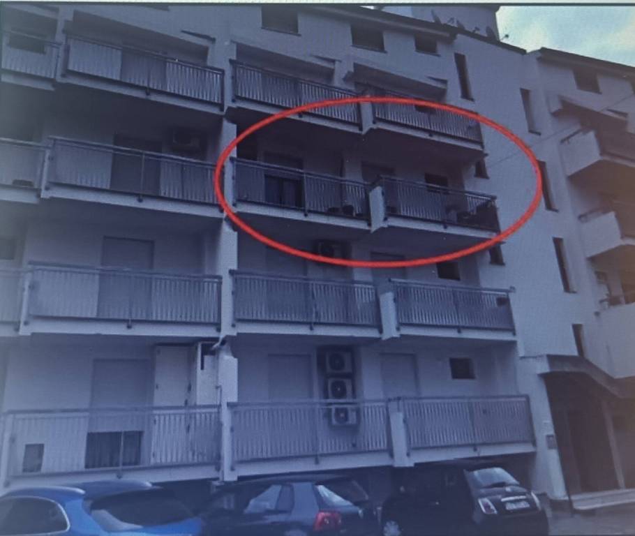 appartamento in vendita a Crucoli in zona Torretta