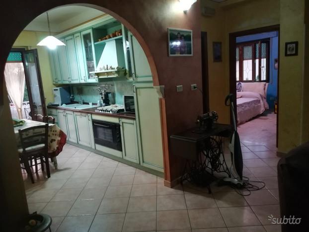 appartamento in vendita a Crucoli in zona Torretta
