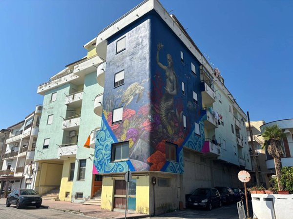 appartamento in vendita a Crucoli in zona Torretta