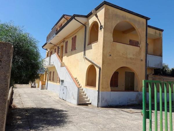 casa indipendente in vendita a Cutro in zona San Leonardo