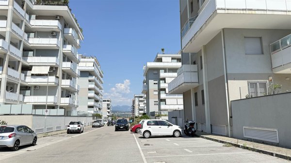 appartamento in vendita a Cutro in zona San Leonardo