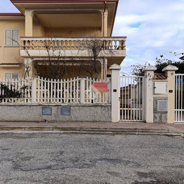 appartamento in vendita a Cutro in zona Steccato