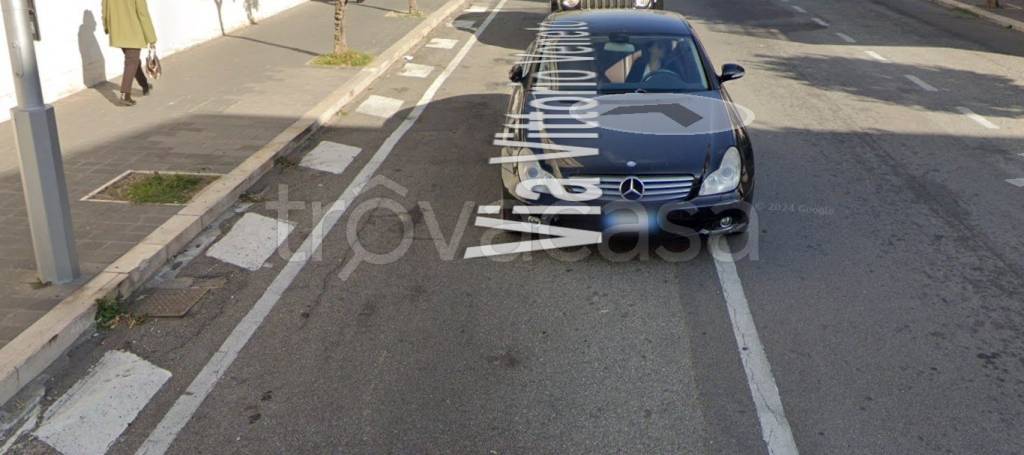 locale commerciale in vendita a Cutro