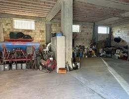 locale commerciale in vendita a Cutro