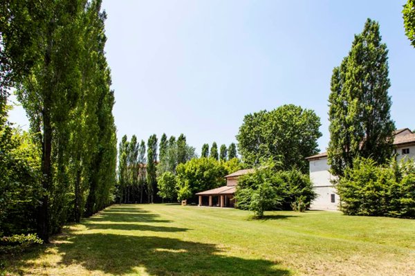 villa in vendita a Cutro in zona San Leonardo