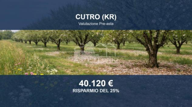 terreno edificabile in vendita a Cutro