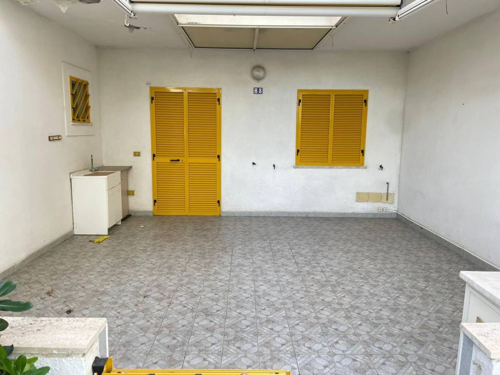 appartamento in vendita ad Isola di Capo Rizzuto in zona Le Castella