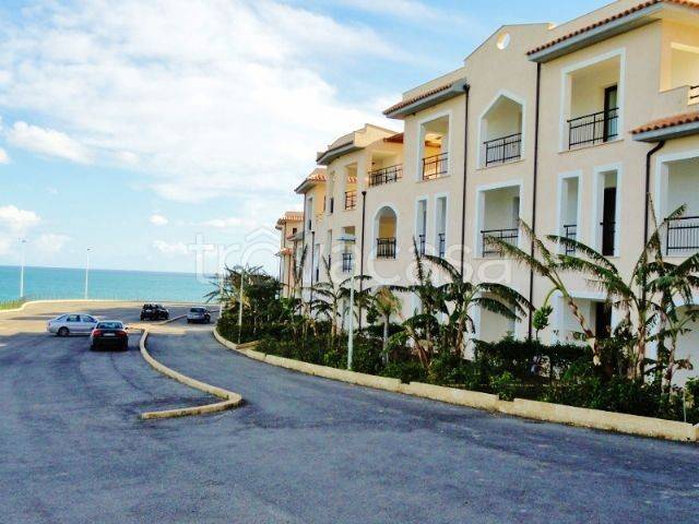 appartamento in vendita ad Isola di Capo Rizzuto in zona Capo Rizzuto