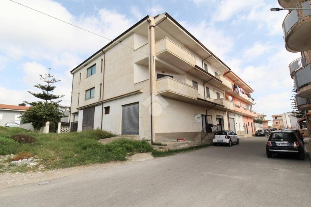 appartamento in vendita ad Isola di Capo Rizzuto