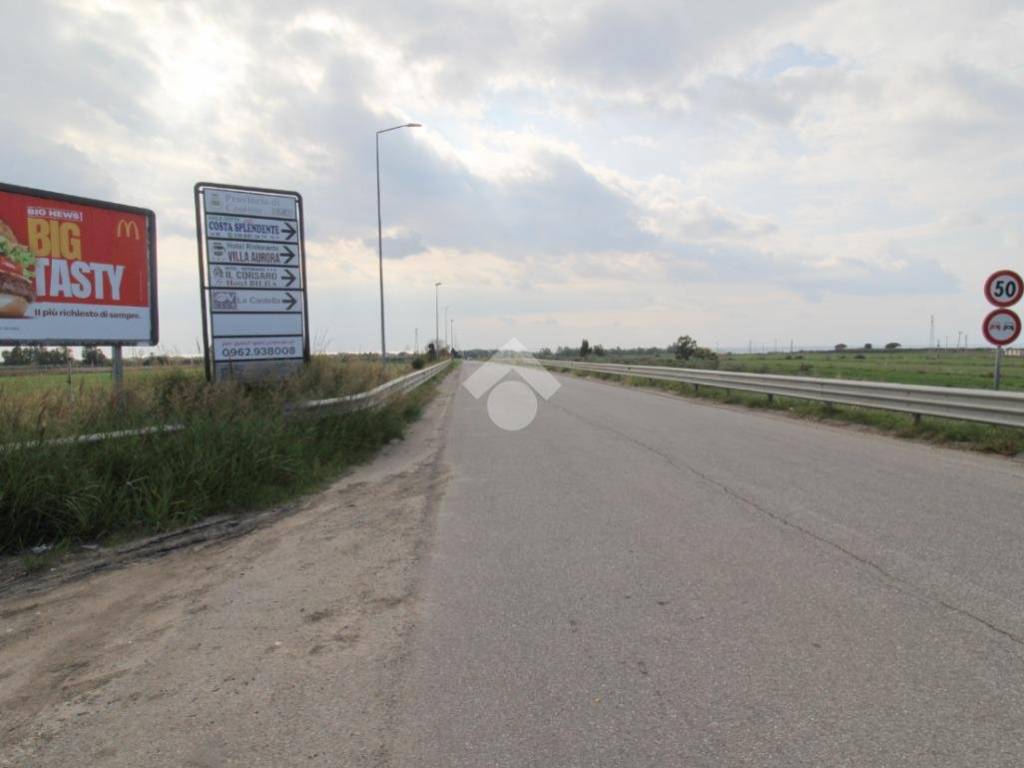terreno agricolo in vendita ad Isola di Capo Rizzuto