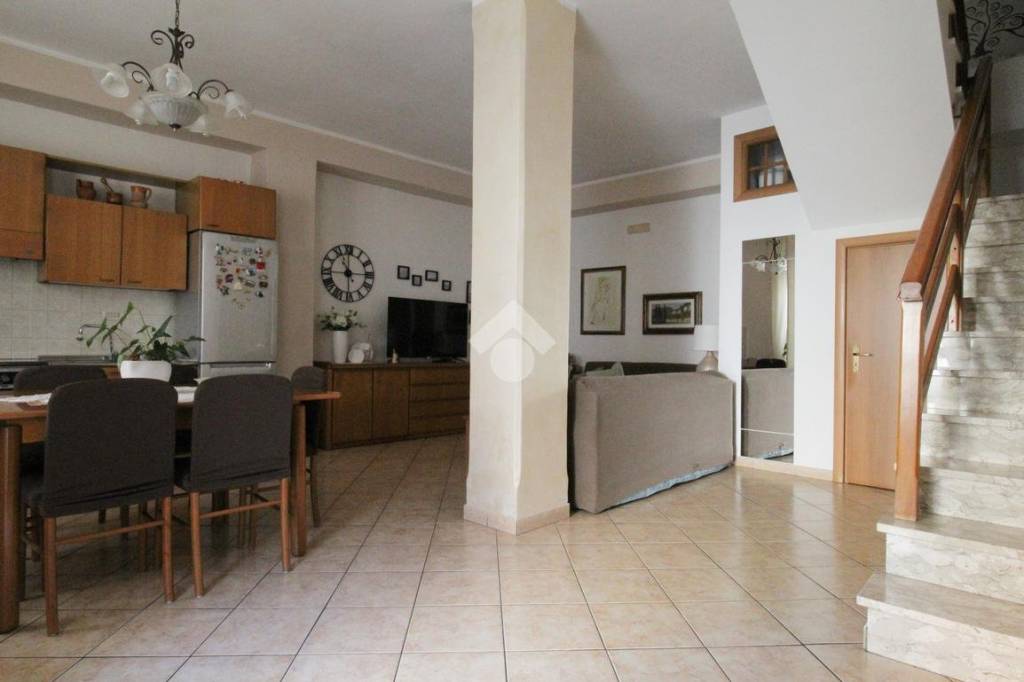 appartamento in vendita ad Isola di Capo Rizzuto