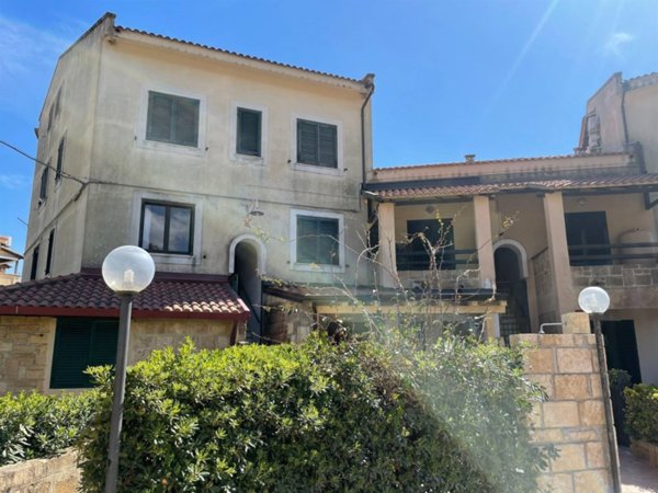 appartamento in vendita ad Isola di Capo Rizzuto in zona Capo Rizzuto