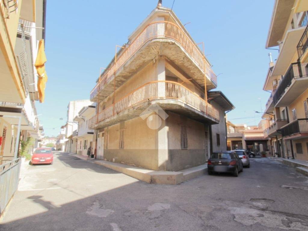 casa indipendente in vendita ad Isola di Capo Rizzuto
