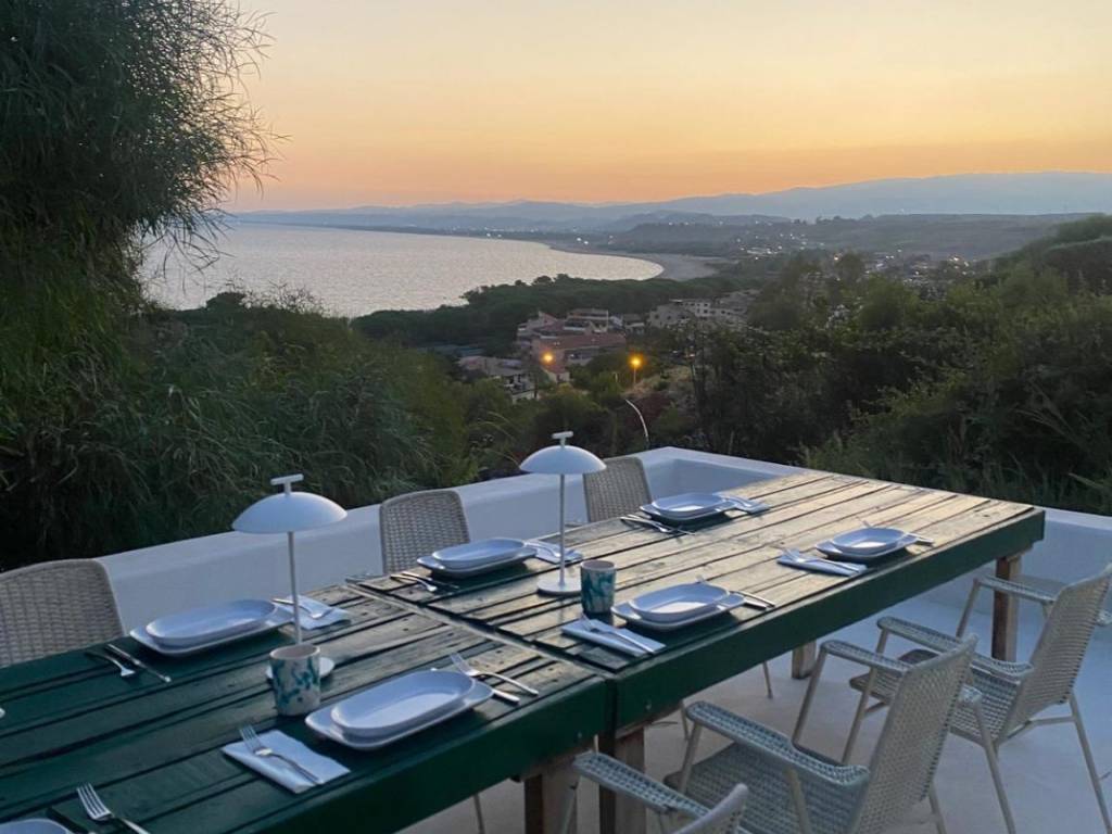 casa indipendente in vendita ad Isola di Capo Rizzuto