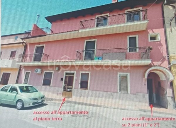 appartamento in vendita ad Isola di Capo Rizzuto in zona Capo Rizzuto