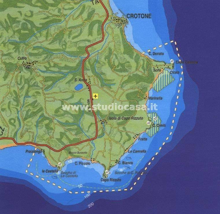 casa indipendente in vendita ad Isola di Capo Rizzuto in zona Capo Rizzuto