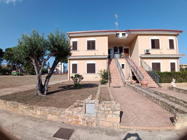 casa indipendente in vendita ad Isola di Capo Rizzuto