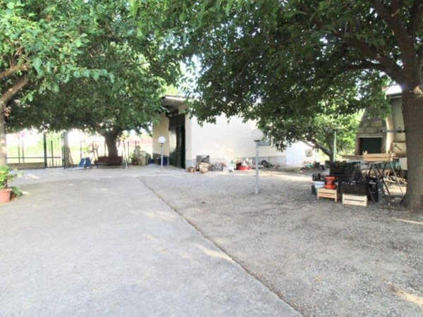 casa indipendente in vendita ad Isola di Capo Rizzuto in zona Marinella