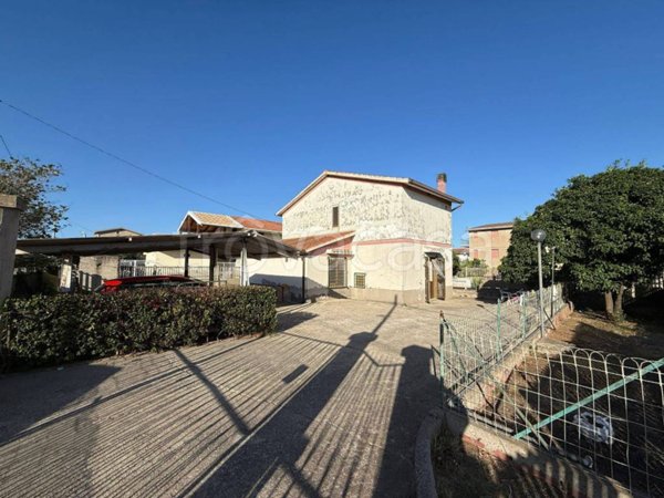 casa indipendente in vendita ad Isola di Capo Rizzuto in zona Capo Rizzuto