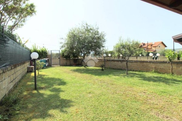 casa indipendente in vendita ad Isola di Capo Rizzuto